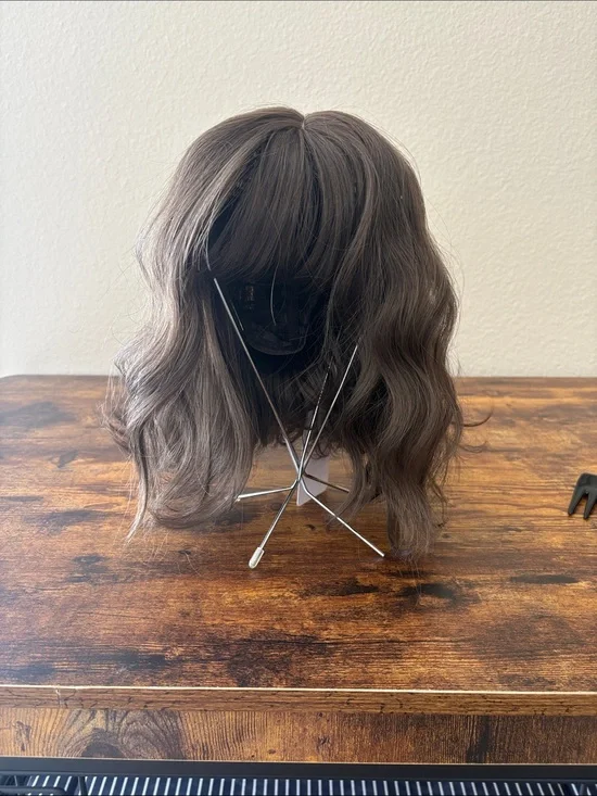 Wavy Synthetic Wig in Ash Brown
