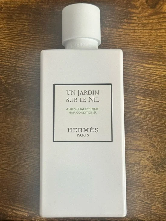 Hermès FULL SIZE Un Jardin Sur Le Nil Conditioner 200 ml