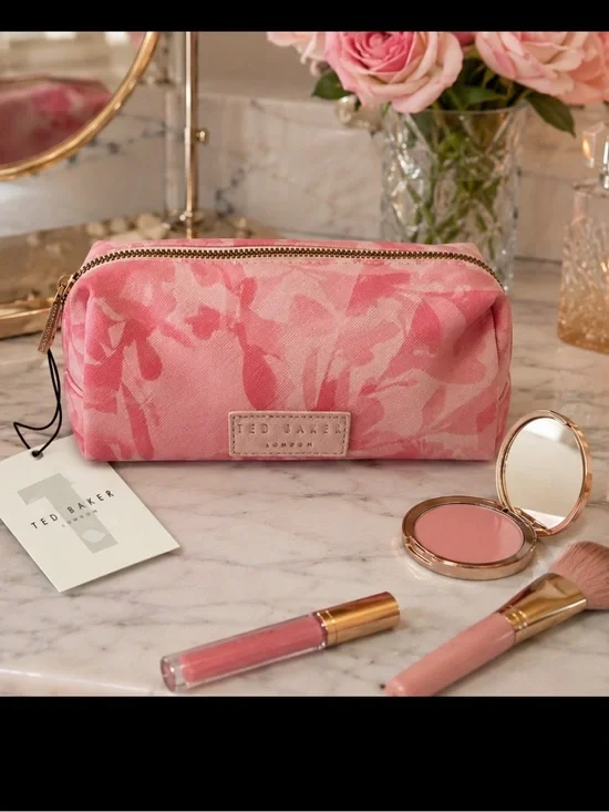 NWT-Ted Baker Pink Floral Print loaf Cosmetic Pouch with Gold Zipper