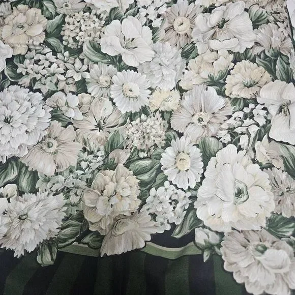 Sheridan comforter with bedskirt