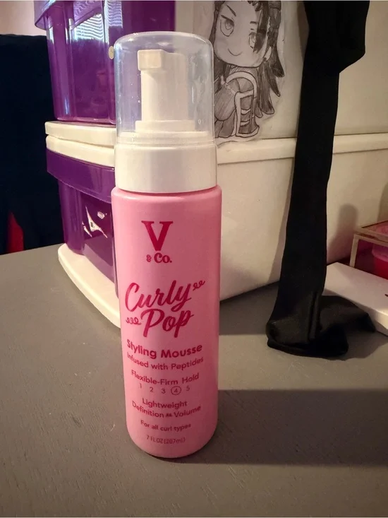 V & Co. Curly Pop Pink Styling Mousse