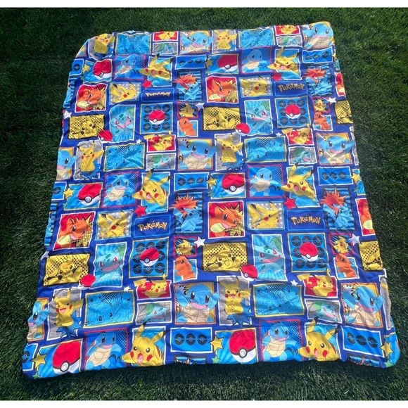 Pokemon Reversible Comforter Pikachu Squirtle Bulbasaur Blue Quilted‎ 72x81