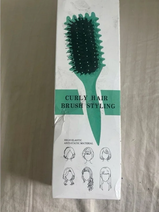 Curly Hair Brush Styling - Green