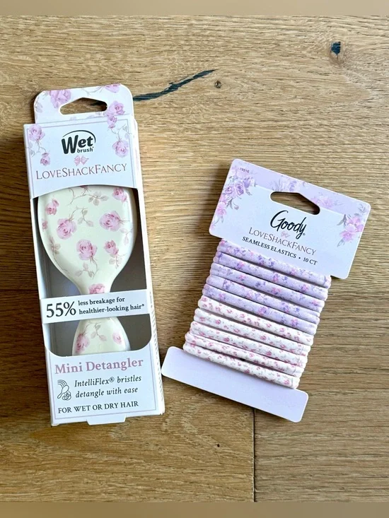 LoveShackFancy x Target Mini  Brush + elastic hair tie set 🎀💜