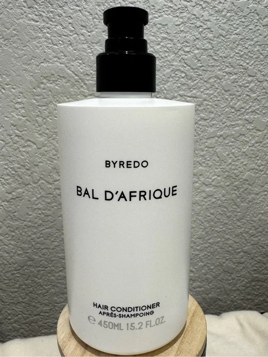 NEW! Byredo Bal D'Afrique Hair Conditioner — White & Black Pump Bottle
