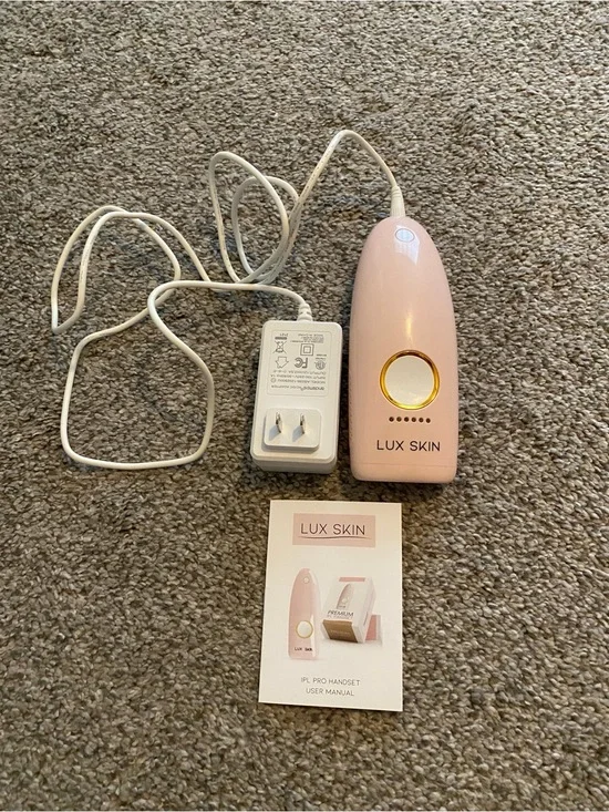 Lux Pink Hair Removal tool
