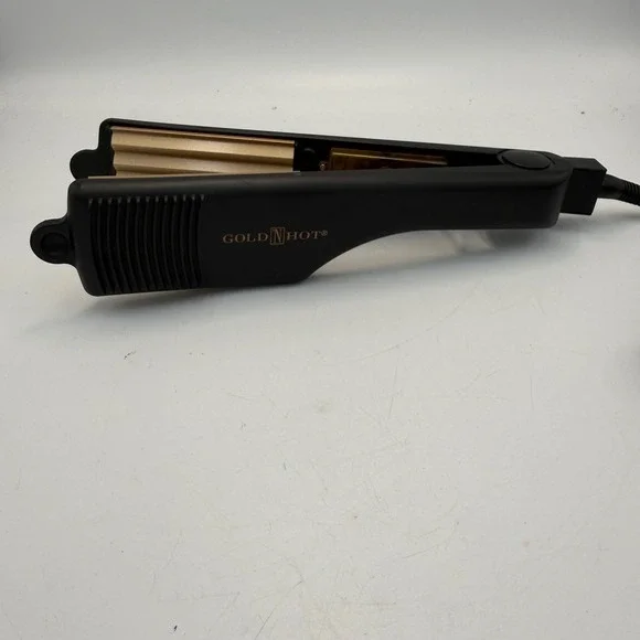 Gold N Hot GH3013 Professional Hair Crimper Gold Plates Black GH3013 120V 1.4A