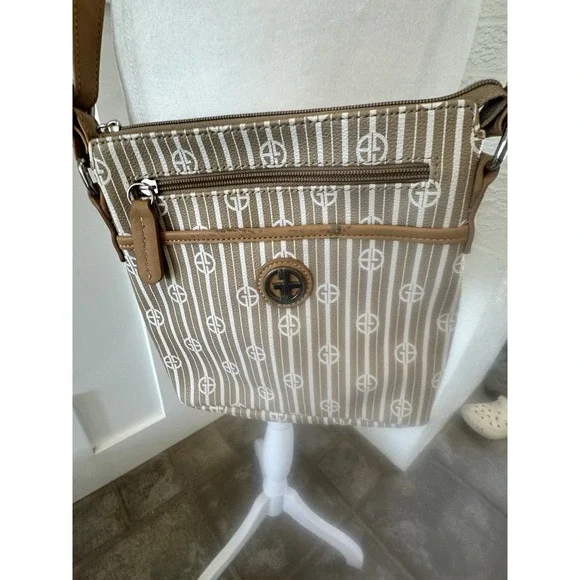 GIANI BERNINI Tonal Signature‎ Canvas Crossbody Preowned