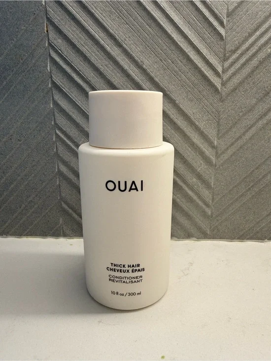 OUAI Thick Hair Conditioner - Cream White Bottle