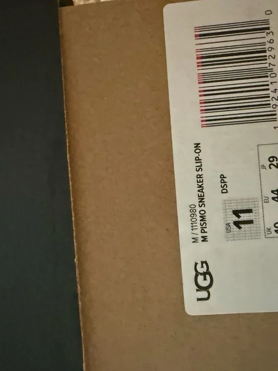 Mens Ugg size 11 slip on like new still have original packaging