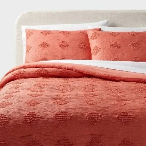 Threshold - Full/Queen Tufted Diamond Crinkle Comforter and Sh Melon Pink