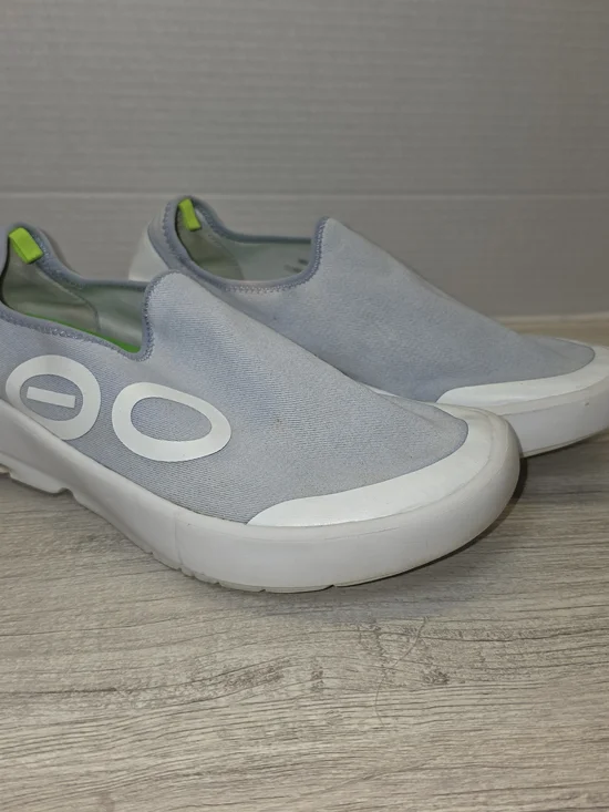 OOFOS OOmg EeZee Low Shoes Mens Size 9.5