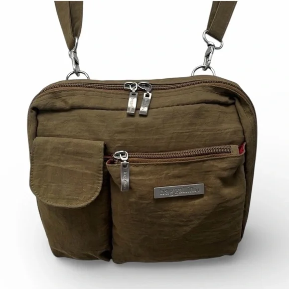 Baggallini Khaki Crossbody hand Bag