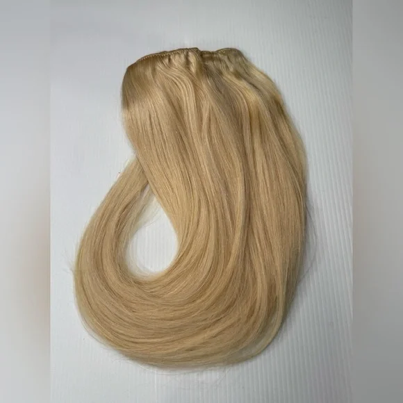 18 In Light  Blonde Straight  Hair Extensions - Clip ins