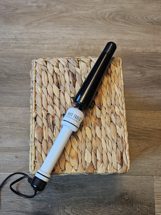 Hot Tools Nano ceramic Curling Wand 1-1/4