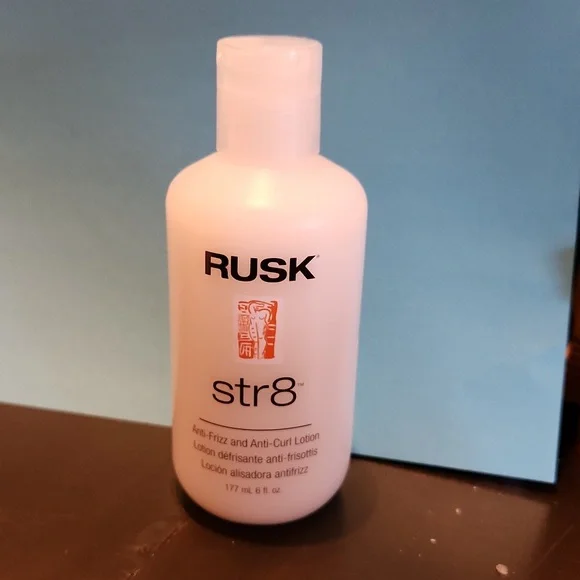 RUSK Str8 Anti- Fizz and Anti - Curl lotion