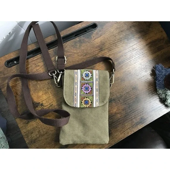 Embroidered Bohemian Canvas Flip Crossbody Small Cell Phone Bag Green And Brown‎