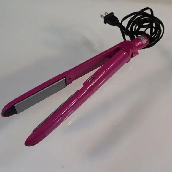 Conair Ceramic Flat Iron Instant Heat Plus Ultra Smooth 1 inch Tourmaline Pink