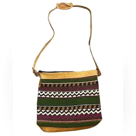 Leather and Woven‎ crossbody/ bucket bag