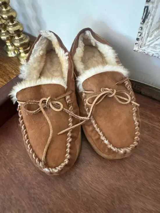 L.L.Bean Wicked Good Moccasins Men's Size 9 Wide