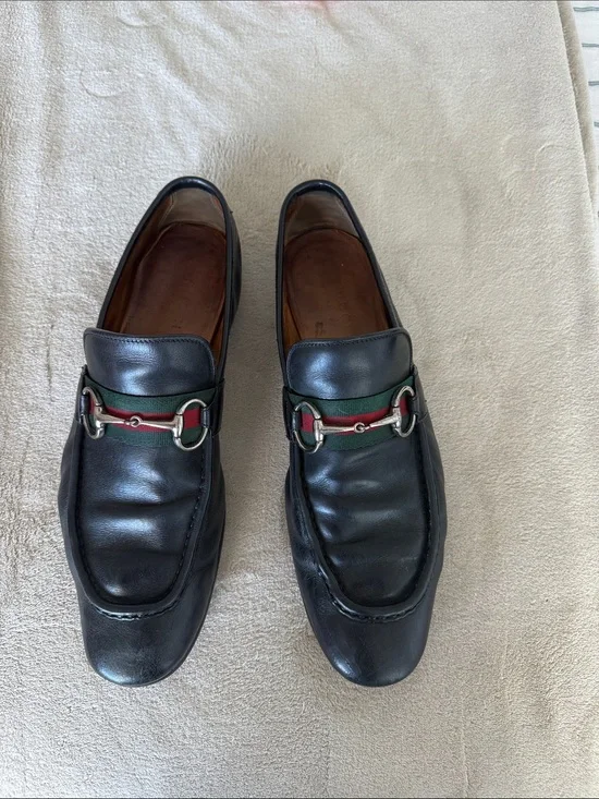 Gucci Black Leather Horsebit Loafers with Green & Red Web