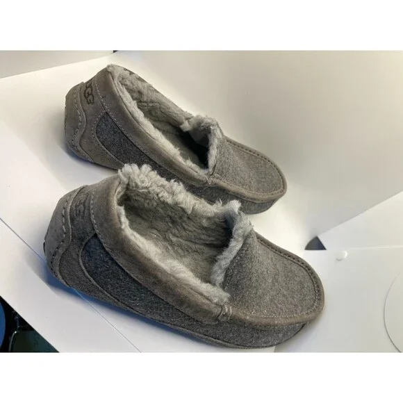 UGG 8 Ascot Men's Gray wool Comfort Slippers Shearling Moccasin Shoes