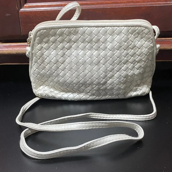 Vintage Ganson Silver Cream Woven Crossbody Bag