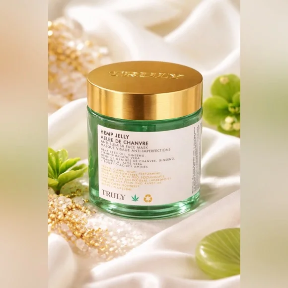 TRULY Hemp Jelly Anti-Blemish Face Mask — Green Jar with Gold Lid