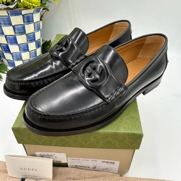 Men’s Gucci interlocking GG loafers size 10 made in Italy