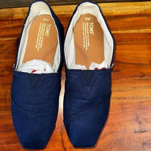 Authentic Tom's TOMS NAVY CANVAS WOMEN'S CLASSIC COMFORT SHOES sz women’s 9