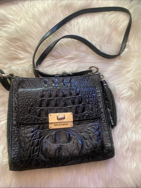 Brahmin - vintage Black Croc-Embossed Leather Crossbody with Tassel