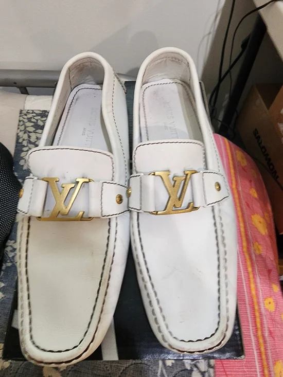 Louis Vuitton White Leather LV Logo Loafers