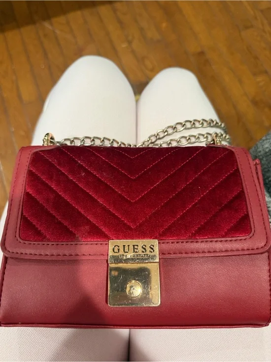 GUESS Red Quilted Velvet Crossbody with Gold Chain