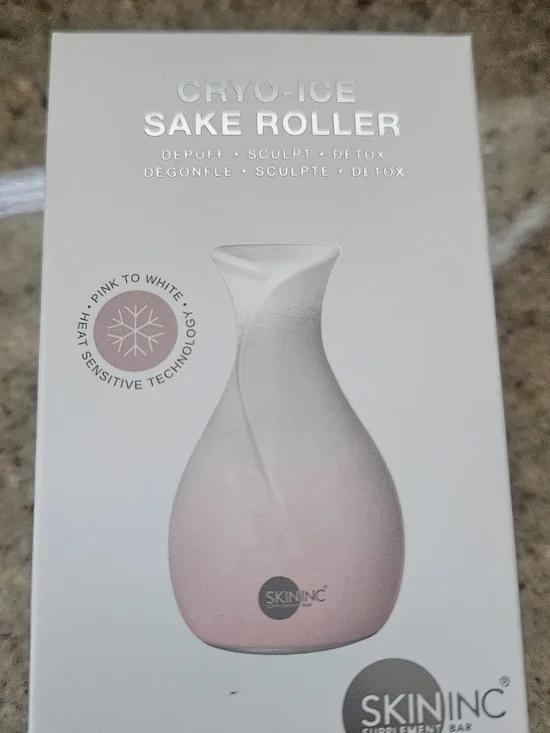 Cold Therapy Facial Roller - Pink and White Ceramic