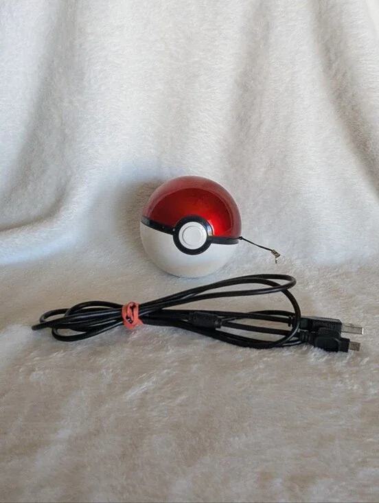 ⚡️ MUST-HAVE Pokémon Poké Ball Power Bank / Portable Charger ⚡️