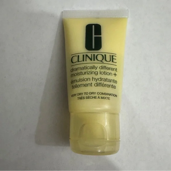Clinique Dramatically Different Moisturizing Lotion 1 OZ
