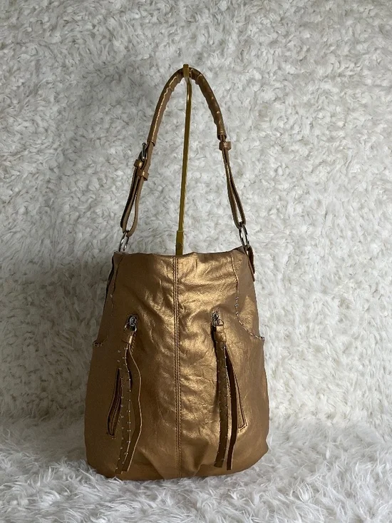 BUENO GOLD COLLECTION WOMEN'S METALLIC HOBO BAG~NEW!