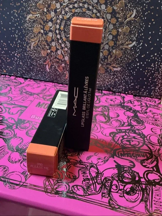 MAC Lipglass Lip Gloss  310 please me