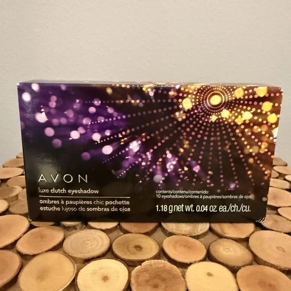 Avon Luxe Clutch‎ Eyeshadow 10 colors-0.04 oz. ea. Padded Mirror Case. NIB