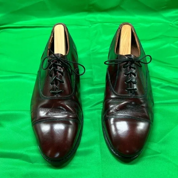Bostonian shoe model  16133211 26088  Brown Lace Up Round Toe Wingtip Oxford