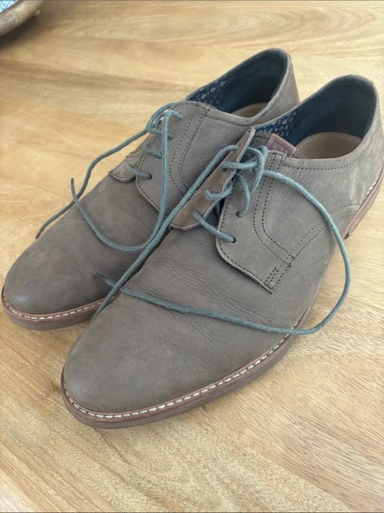 Ben Sherman Men's Taupe Lace-Up Derby Shoes with Grey Laces