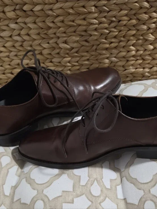 Calvin Klein 9 Brown Lace Up Oxford Dress Shoes