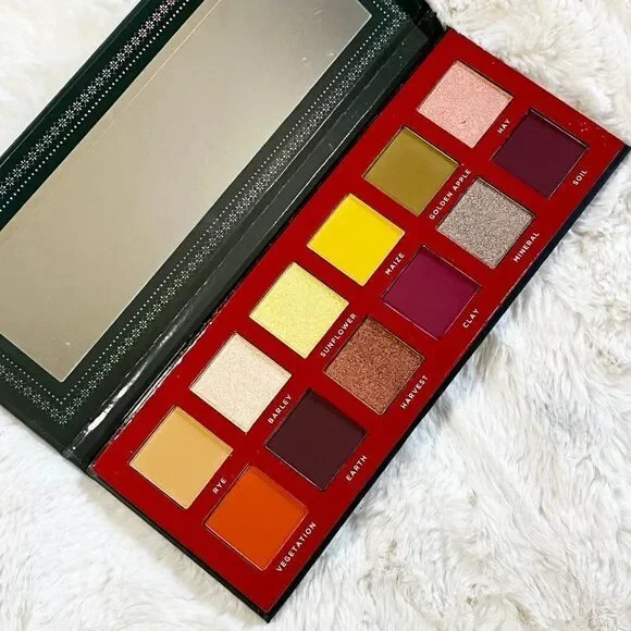 Ace Beaute Classical Paradise Palette‎