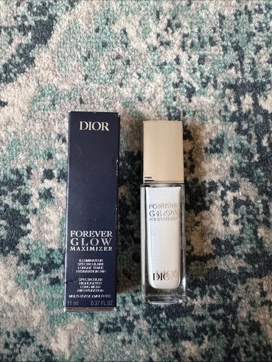 Dior Forever Glow Maximizer Highlighter