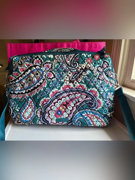Vera Bradley laptop workstation Haymarket Paisley jewel Crossbody