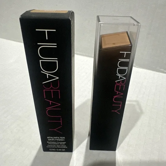 NIB Huda Beauty Fauxfilter Skin Finish Foundation Stick - Biscotti 405N .44 oz