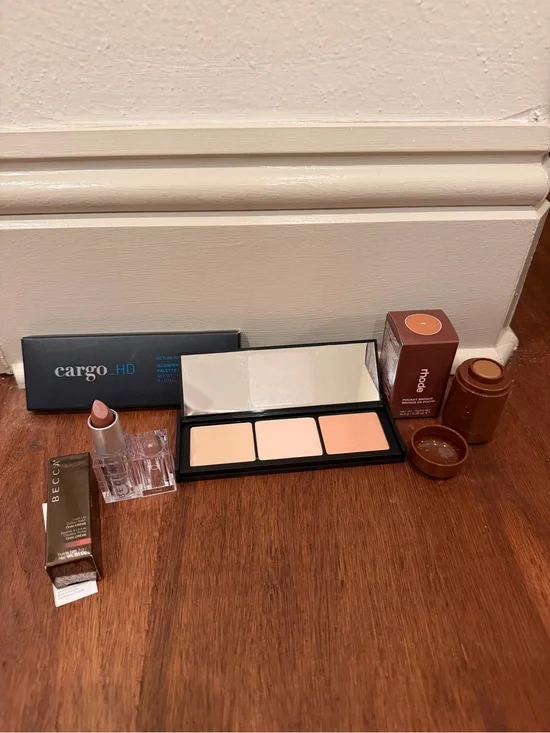 Cargo HD Highlight Palette & Neutral Lip Bundle