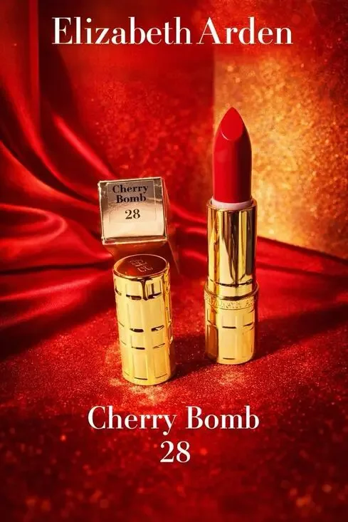 Elizabeth Arden -Ceramide Ultra Lipstick- 0.12 oz/ 3.5 g - Shade: 28 Cherry Bomb