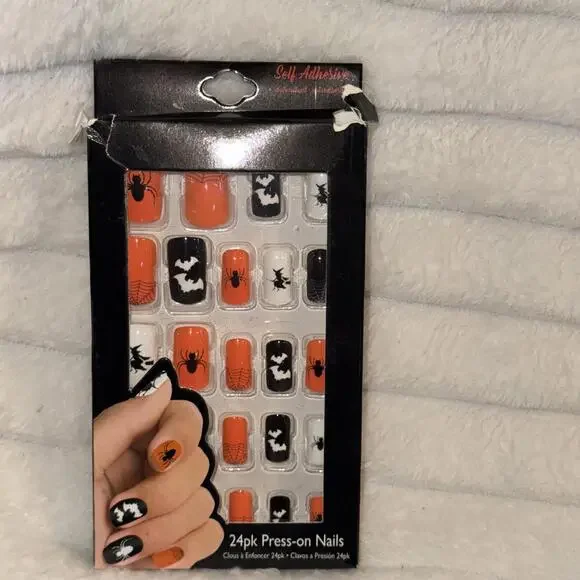 Halloween Press‎ On Nail Set 24 Piece Spider Bat Spooky Black Orange White