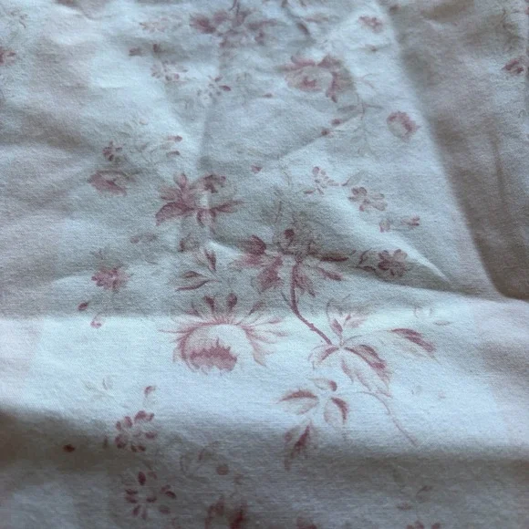 2‎ Ralph Lauren Floral Heartland Stripe Pink Standard Pillowcases Ruffle Country